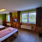 酒店 Gaststaette Zur Hahnenquelle 基希洪德姆